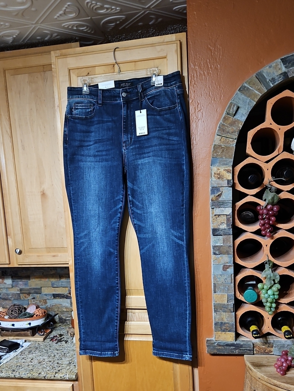 Judy Blue Slim Fit Jeans Mid Rise Distressed Blue NWT